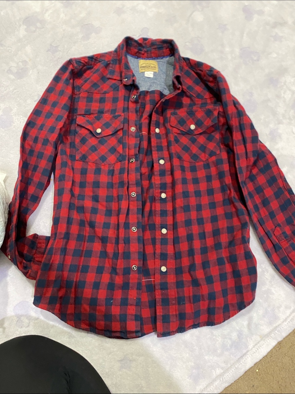 Men's Red & Navy Plaid Button-Up Shirt - Classic Flannel Style w/ StarWars patch